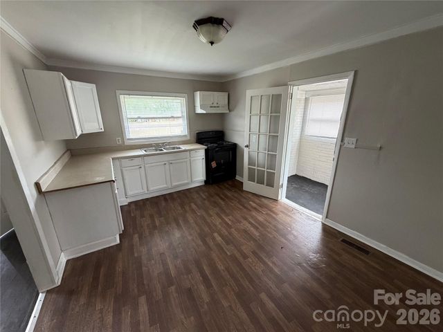 1320 Kenly Street, Salisbury, NC 28144