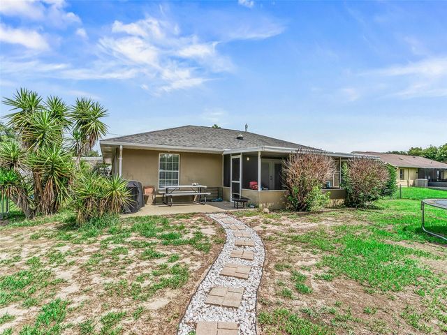 1195 CR 441, Lake Panasoffkee, FL 33538