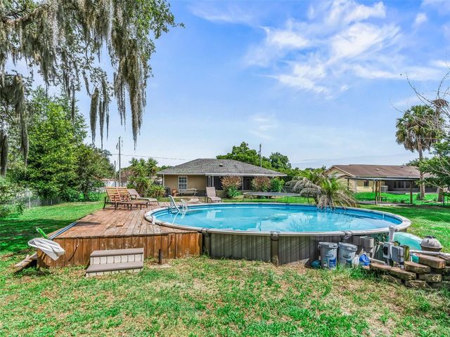 1195 CR 441, Lake Panasoffkee, FL 33538