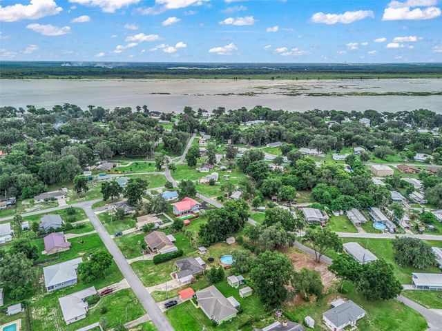 1195 CR 441, Lake Panasoffkee, FL 33538