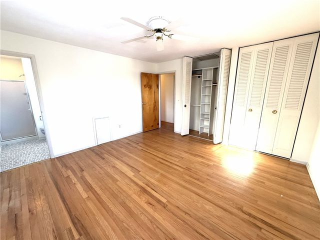 1449 Park View Dr, Mccandless, PA 15101