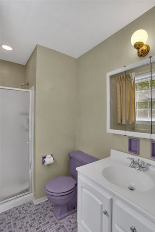 1449 Park View Dr, Mccandless, PA 15101