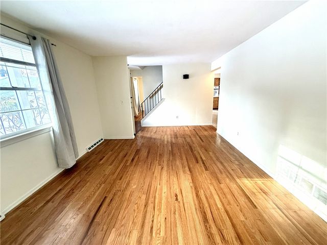 1449 Park View Dr, Mccandless, PA 15101