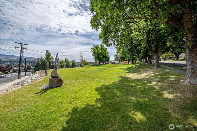 226 Pennsylvania Avenue, Wenatchee, WA 98801