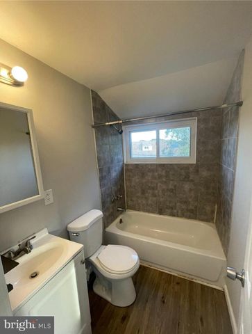42 INDIAN RED RD, Levittown, PA 19057