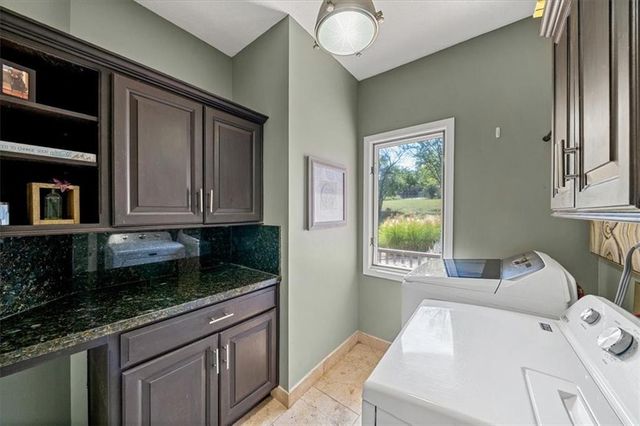 32210 W 91 Street, De Soto, KS 66018