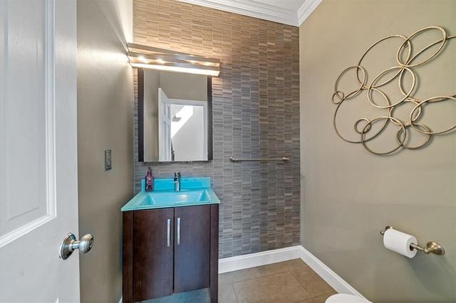 32210 W 91 Street, De Soto, KS 66018