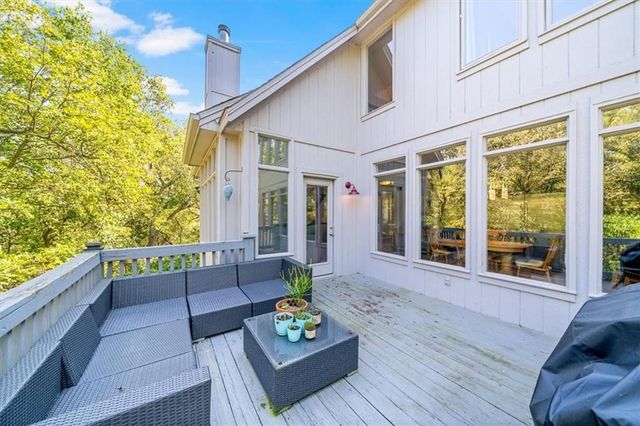 32210 W 91 Street, De Soto, KS 66018