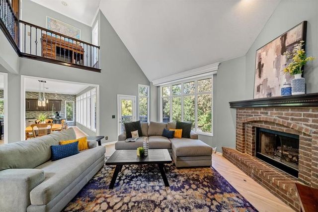 32210 W 91 Street, De Soto, KS 66018