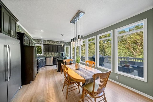 32210 W 91 Street, De Soto, KS 66018