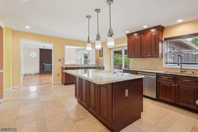 45 Adams Dr, Montgomery Twp., NJ 08502