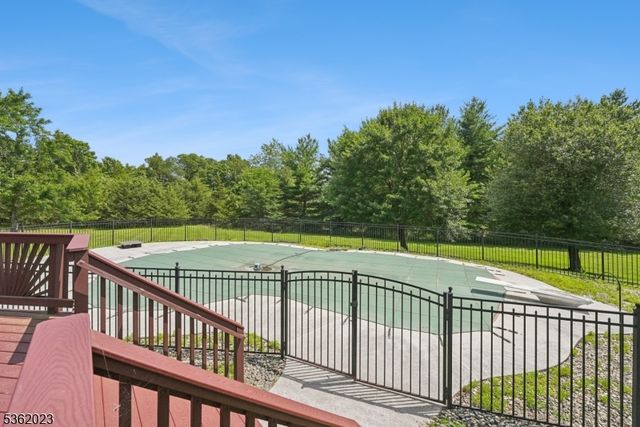 45 Adams Dr, Montgomery Twp., NJ 08502
