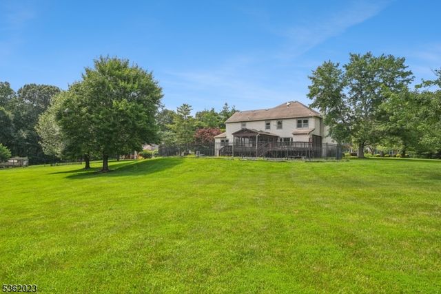 45 Adams Dr, Montgomery Twp., NJ 08502