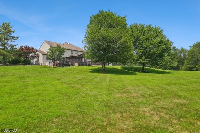 45 Adams Dr, Montgomery Twp., NJ 08502