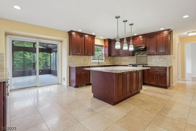 45 Adams Dr, Montgomery Twp., NJ 08502