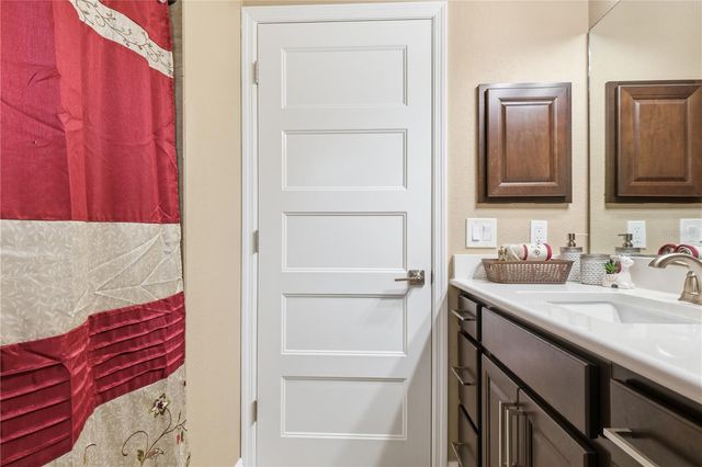 3018 BARRY ROAD, North Port, FL 34286