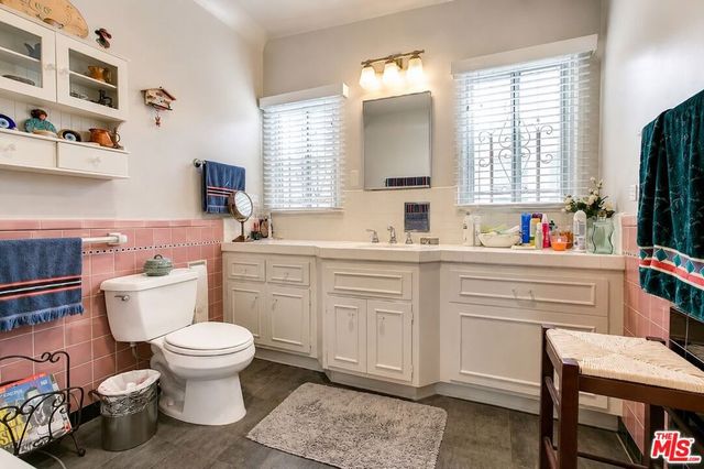 6626 W 6th Street, Los Angeles, CA 90048