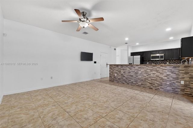 11561 SW 232nd Ln 11561, Homestead, FL 33032