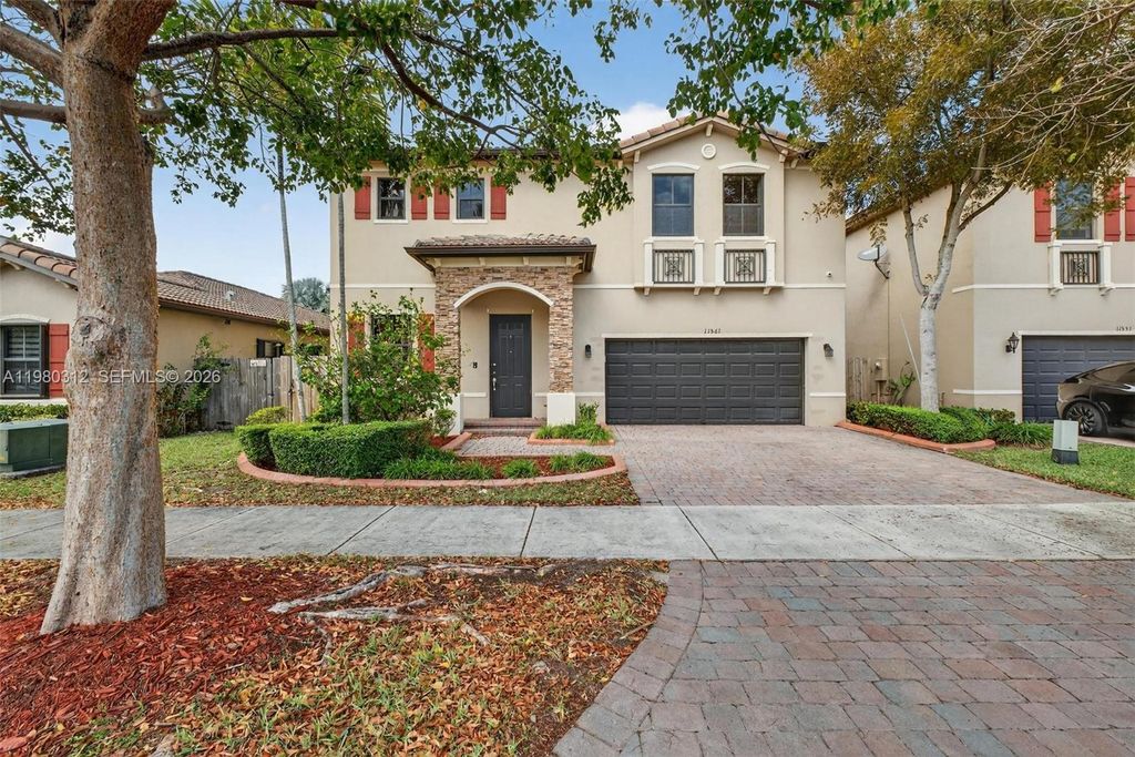 11561 SW 232nd Ln 11561, Homestead, FL 33032