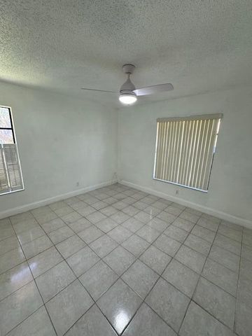 4355 Royal Banyan Way 20, Lake Worth, FL 33461