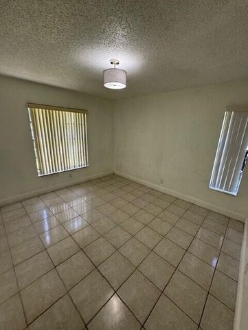 4355 Royal Banyan Way 20, Lake Worth, FL 33461