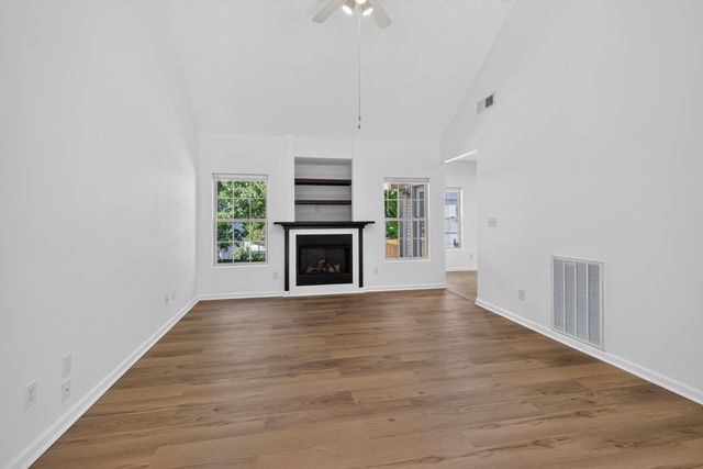 2513 Sun Seeker Court, Lexington, KY 40503