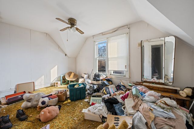 217 Prairie Street, Aurora, IL 60506