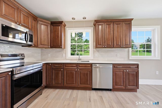 7 Davison Road, East Haddam, CT 06469
