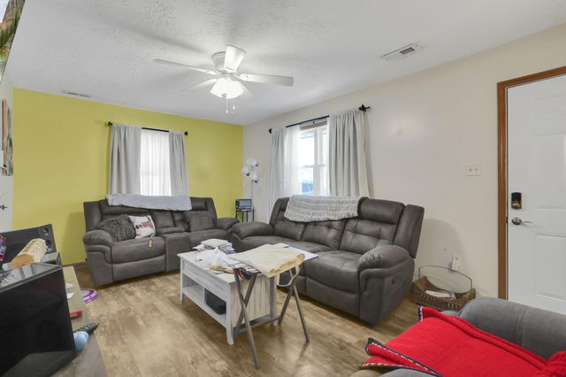 4623 Langley Avenue, Columbus, OH 43213