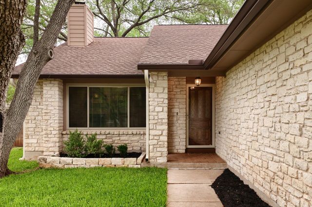 11200 Stormy Ridge RD, Austin, TX 78739