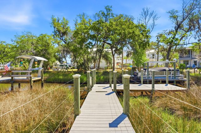 160 Rearden Way, Santa Rosa Beach, FL 32459