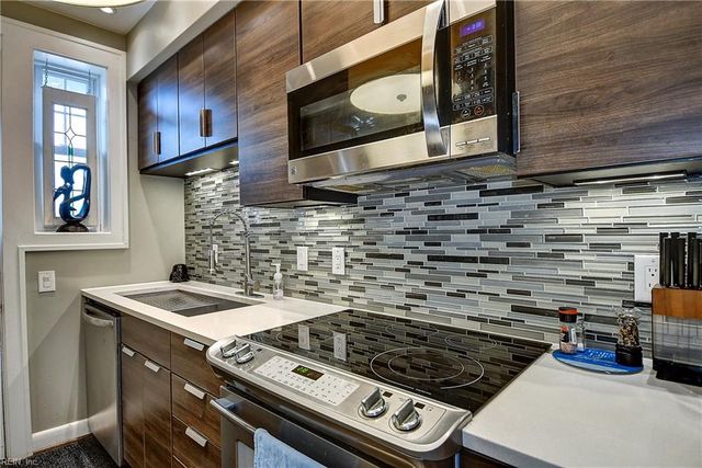 742 Washington Park Apt C2, Norfolk, VA 23517