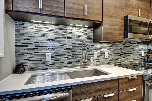 742 Washington Park Apt C2, Norfolk, VA 23517