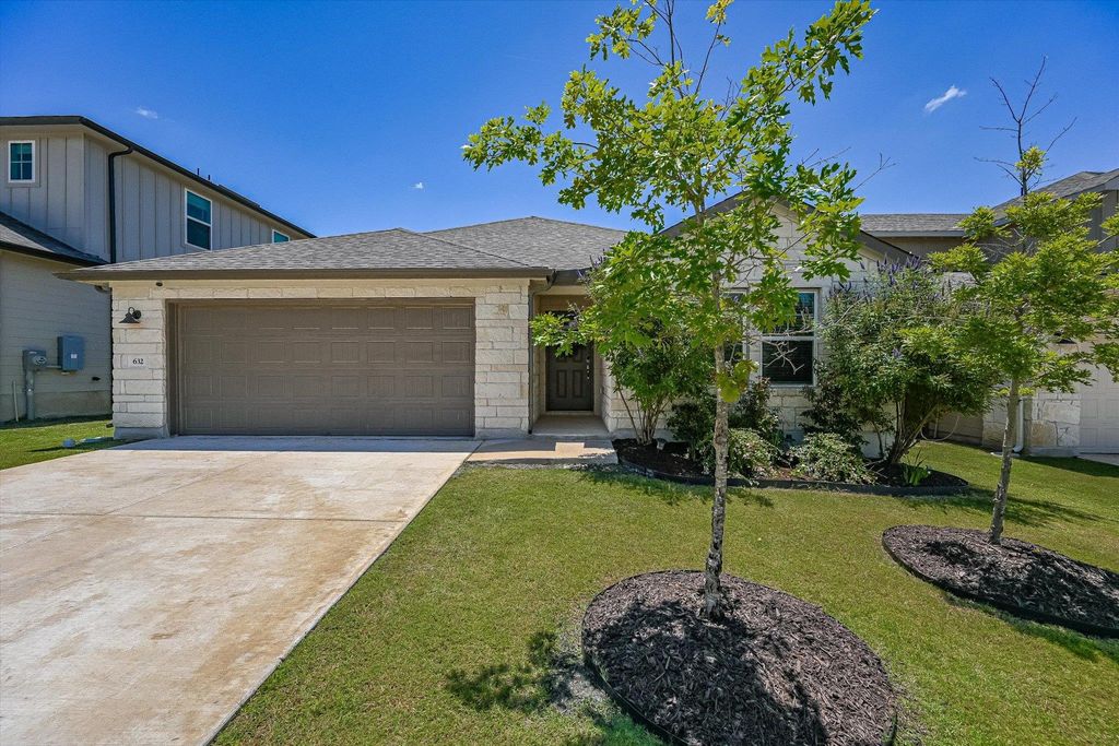 632 Wild Spur LN, Liberty Hill, TX 78642