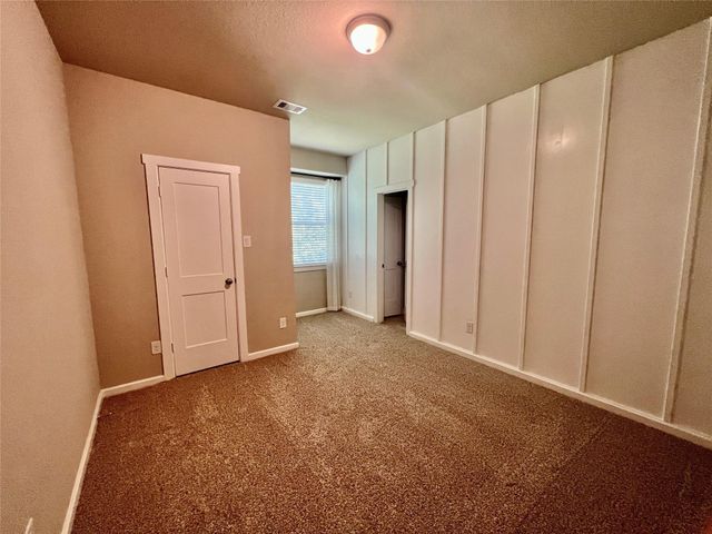 110 Handley Drive, Montgomery, TX 77316