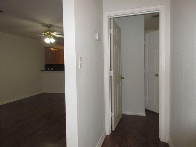 916 Willow Pond Street 916 & 918, College Station, TX 77845