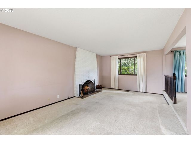 330 Ne 17TH Ave, Hillsboro, OR 97124