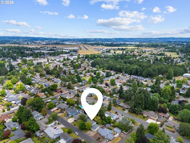 330 Ne 17TH Ave, Hillsboro, OR 97124