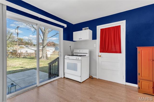 9569 Pagewood Avenue, St Louis, MO 63114