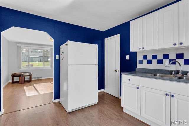 9569 Pagewood Avenue, St Louis, MO 63114