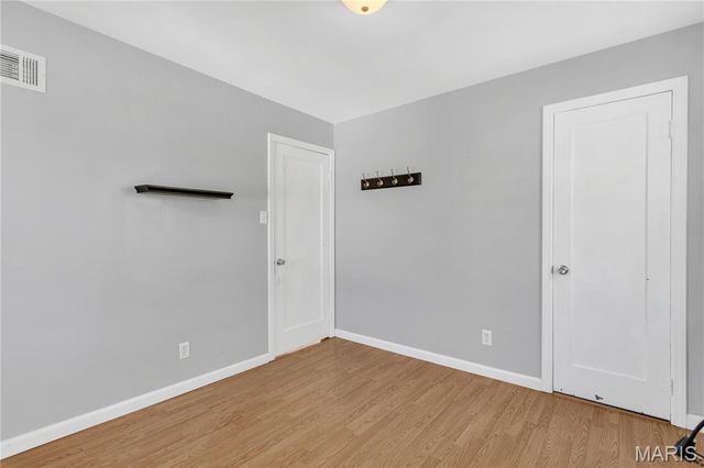 9569 Pagewood Avenue, St Louis, MO 63114