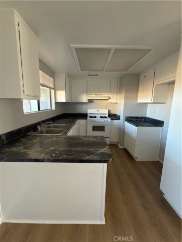10547 Cochiti Road, Apple Valley, CA 92308