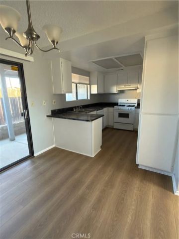 10547 Cochiti Road, Apple Valley, CA 92308