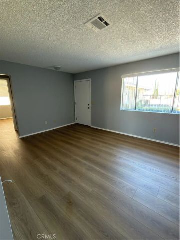 10547 Cochiti Road, Apple Valley, CA 92308