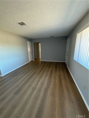 10547 Cochiti Road, Apple Valley, CA 92308