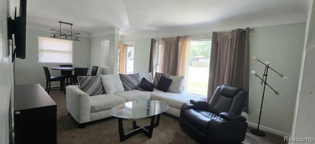 3209 Shawnee Avenue, Flint, MI 48507