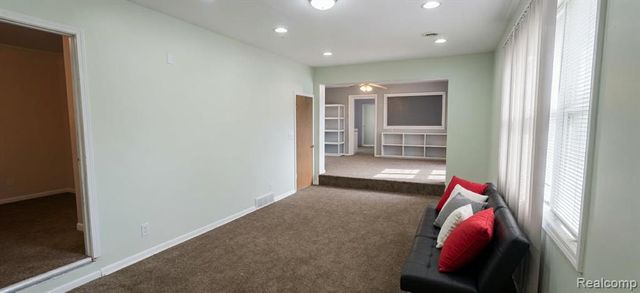 3209 Shawnee Avenue, Flint, MI 48507