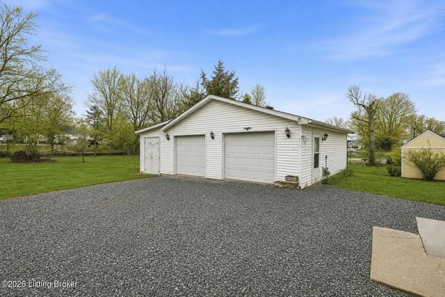 300 W Main St, Hodgenville, KY 42748