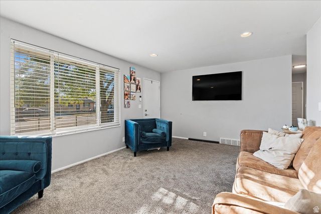 3492 W RIDGECREST DR, Taylorsville, UT 84129