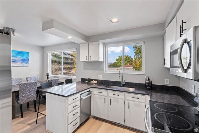 3492 W RIDGECREST DR, Taylorsville, UT 84129